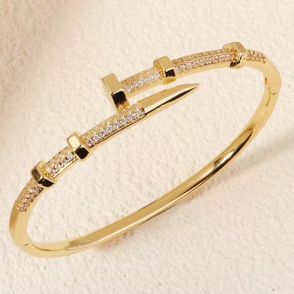 Just Un Clou Nail Gold Crystal Elegant Bracelet - Picture 2 of 11